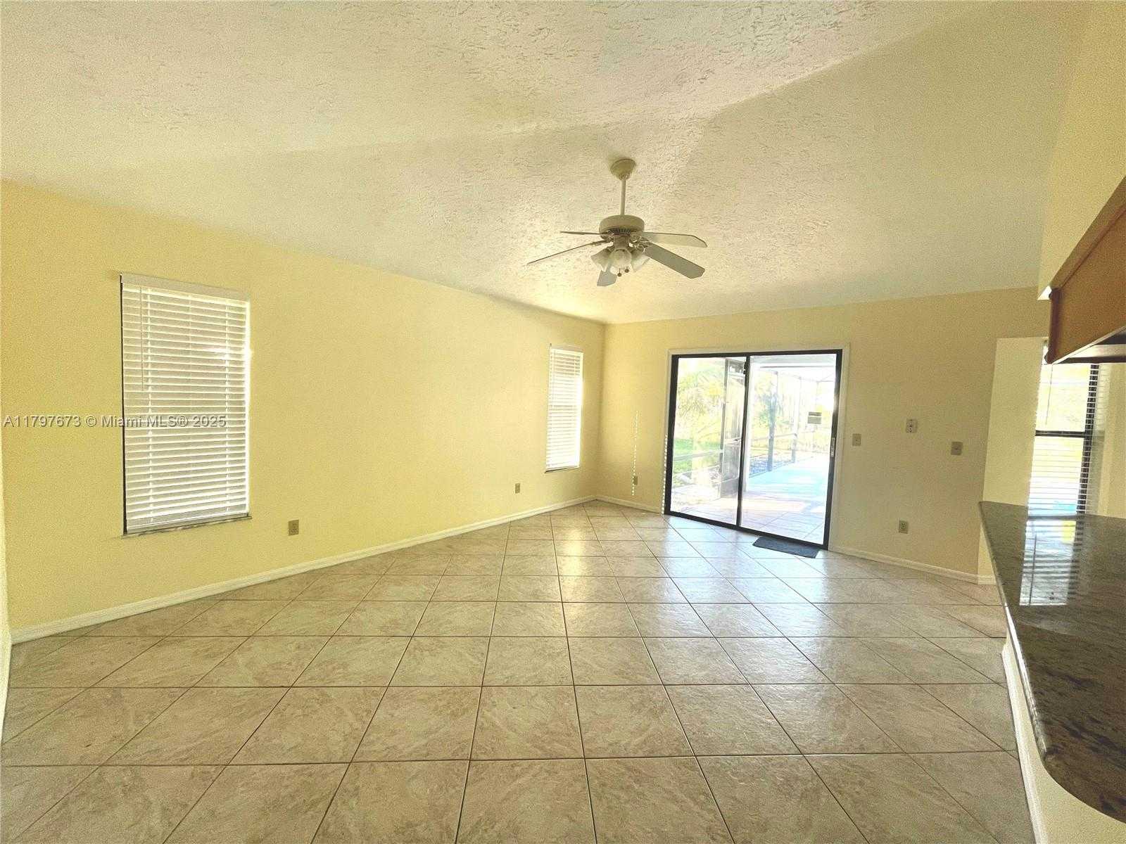 Small Image of 5400 NORTH WEST EMBLEM ST, Port St. Lucie Number 17