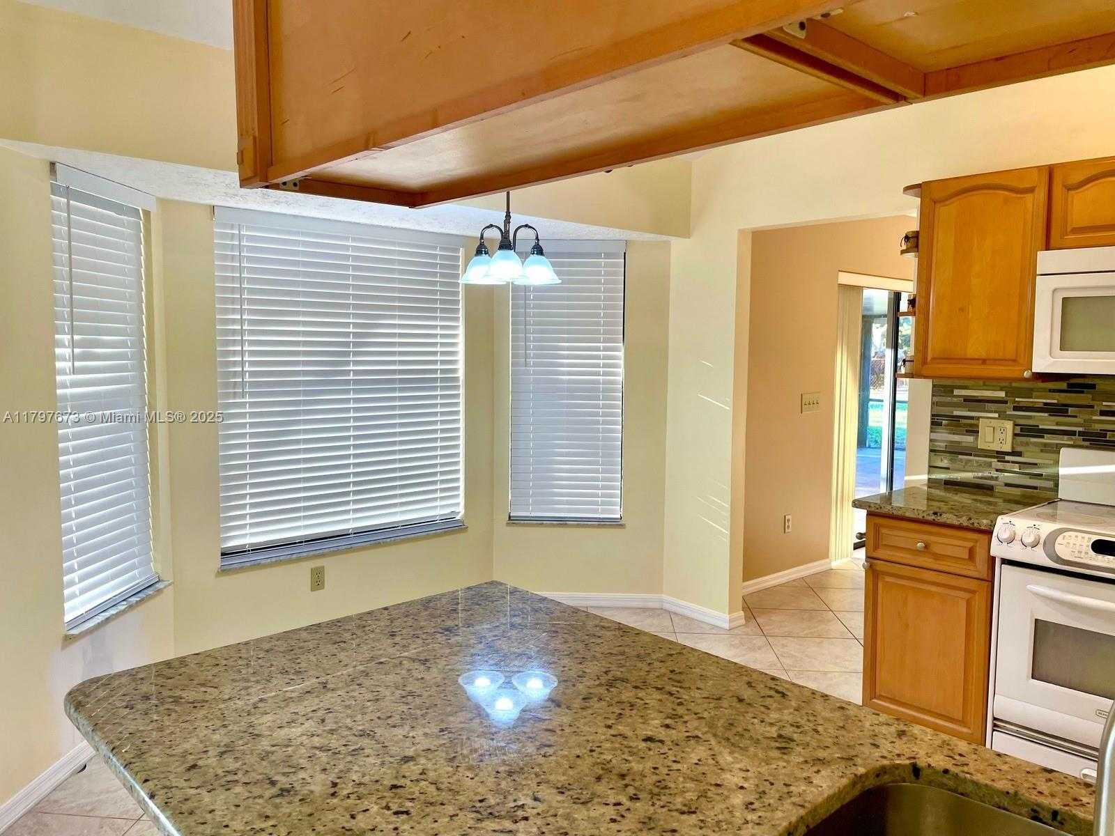 Small Image of 5400 NORTH WEST EMBLEM ST, Port St. Lucie Number 28