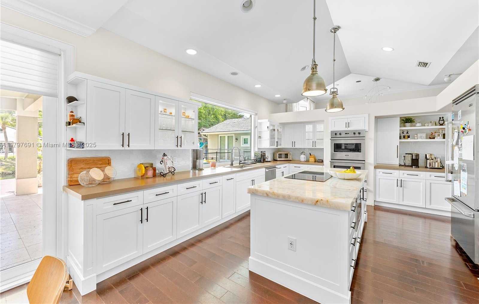 Small Image of 16001 SOUTH WEST 77TH CT, Palmetto Bay Number 19