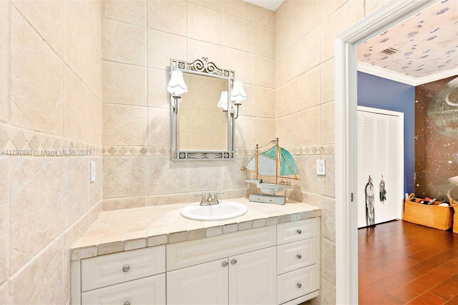 Small Image of 16001 SOUTH WEST 77TH CT, Palmetto Bay Number 33