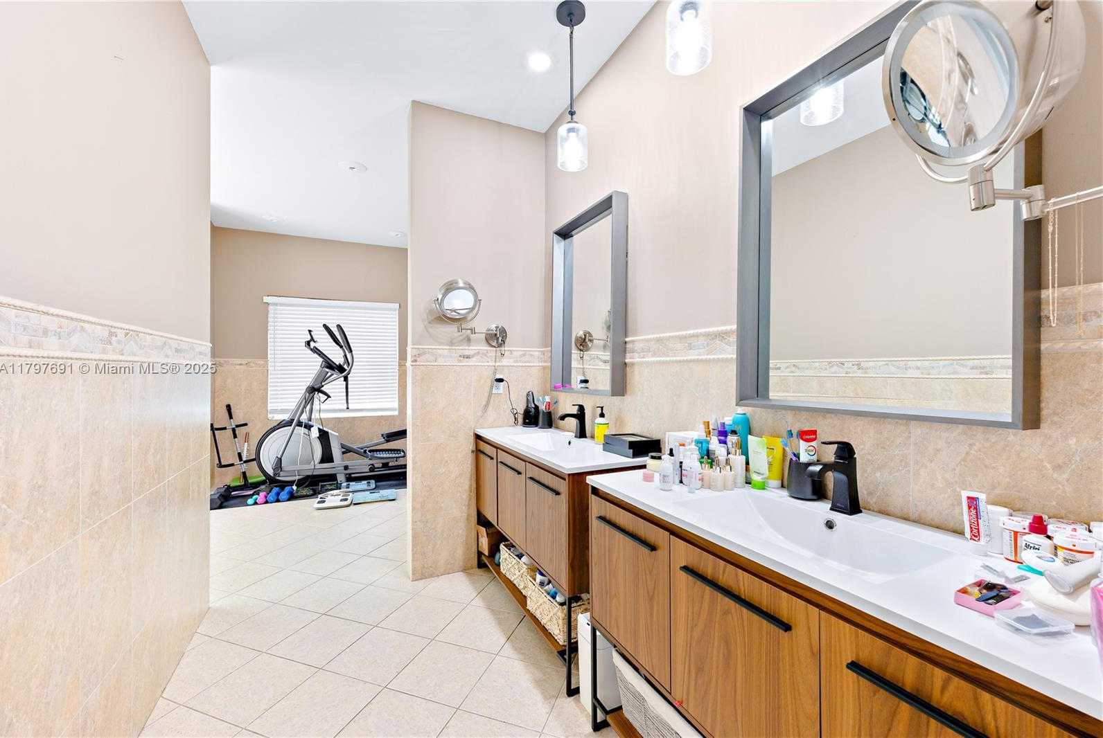 Small Image of 16001 SOUTH WEST 77TH CT, Palmetto Bay Number 35