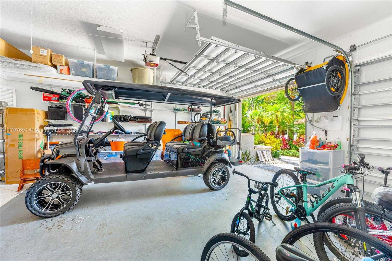 Small Image of 16001 SOUTH WEST 77TH CT, Palmetto Bay Number 43
