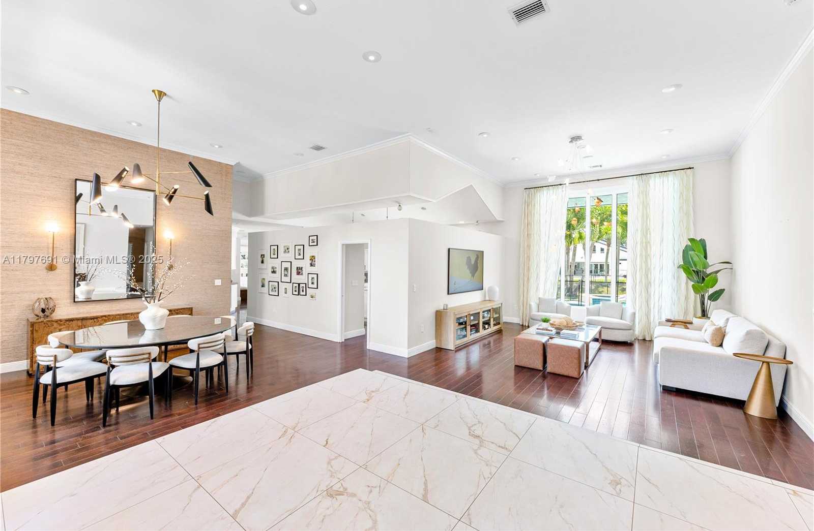 Small Image of 16001 SOUTH WEST 77TH CT, Palmetto Bay Number 7