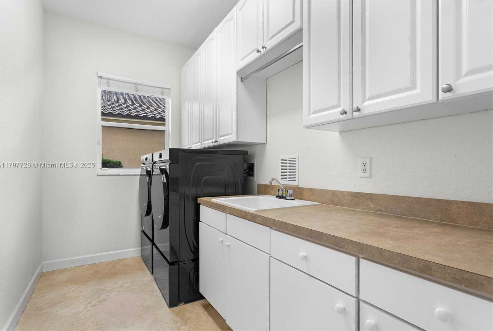 Small Image of 3837 EAST COQUINA WAY, Weston Number 29