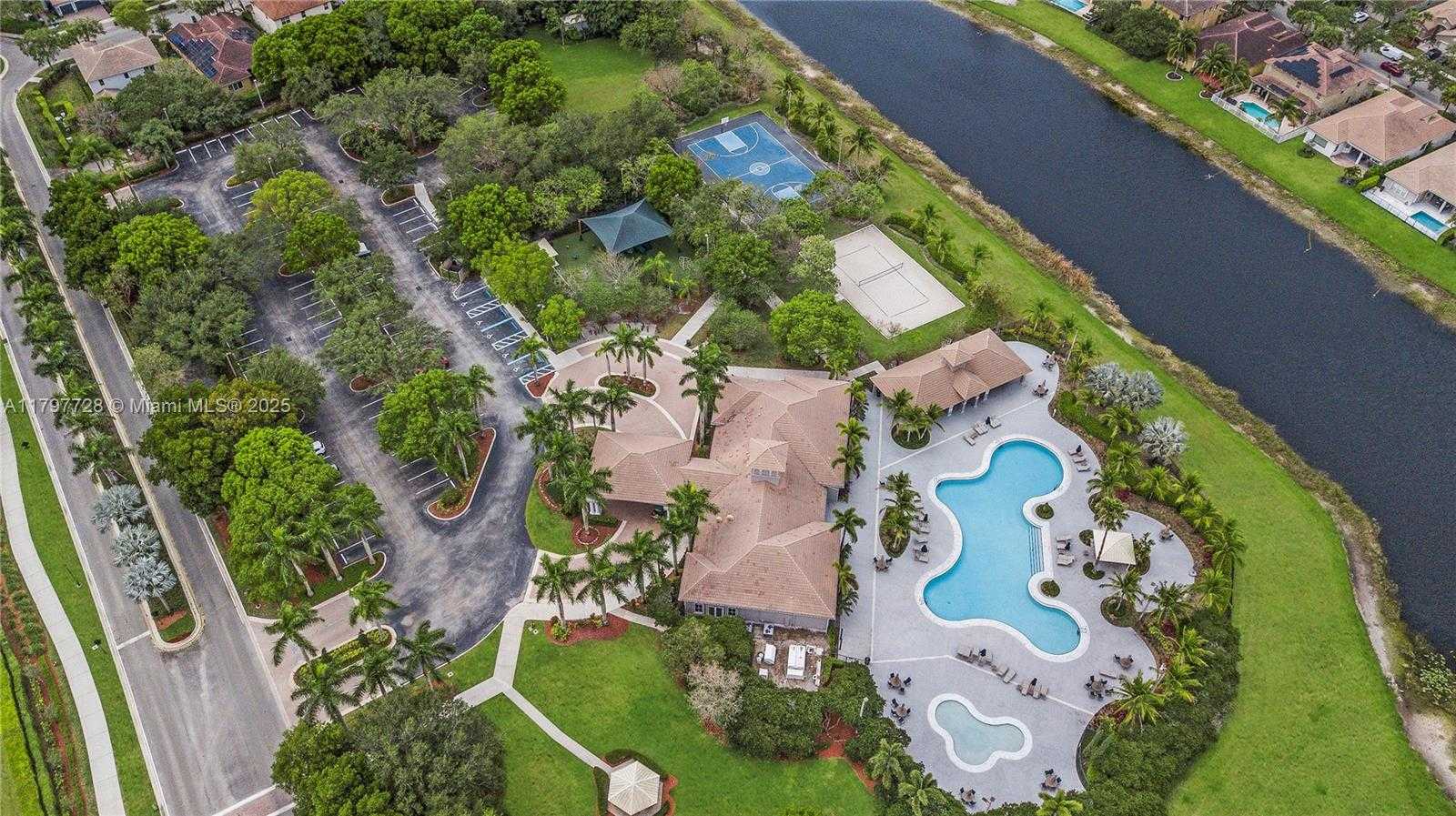 Small Image of 3837 EAST COQUINA WAY, Weston Number 37