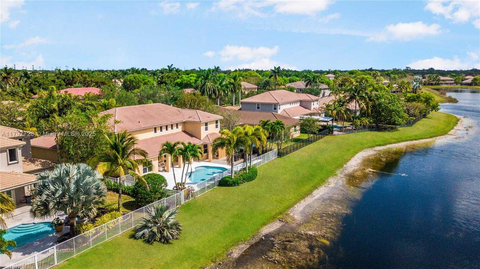 Small Image of 3837 EAST COQUINA WAY, Weston Number 40