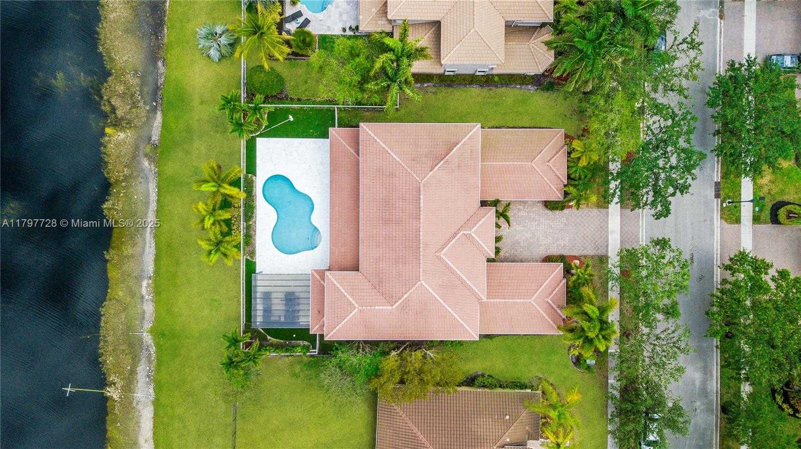 Small Image of 3837 EAST COQUINA WAY, Weston Number 42