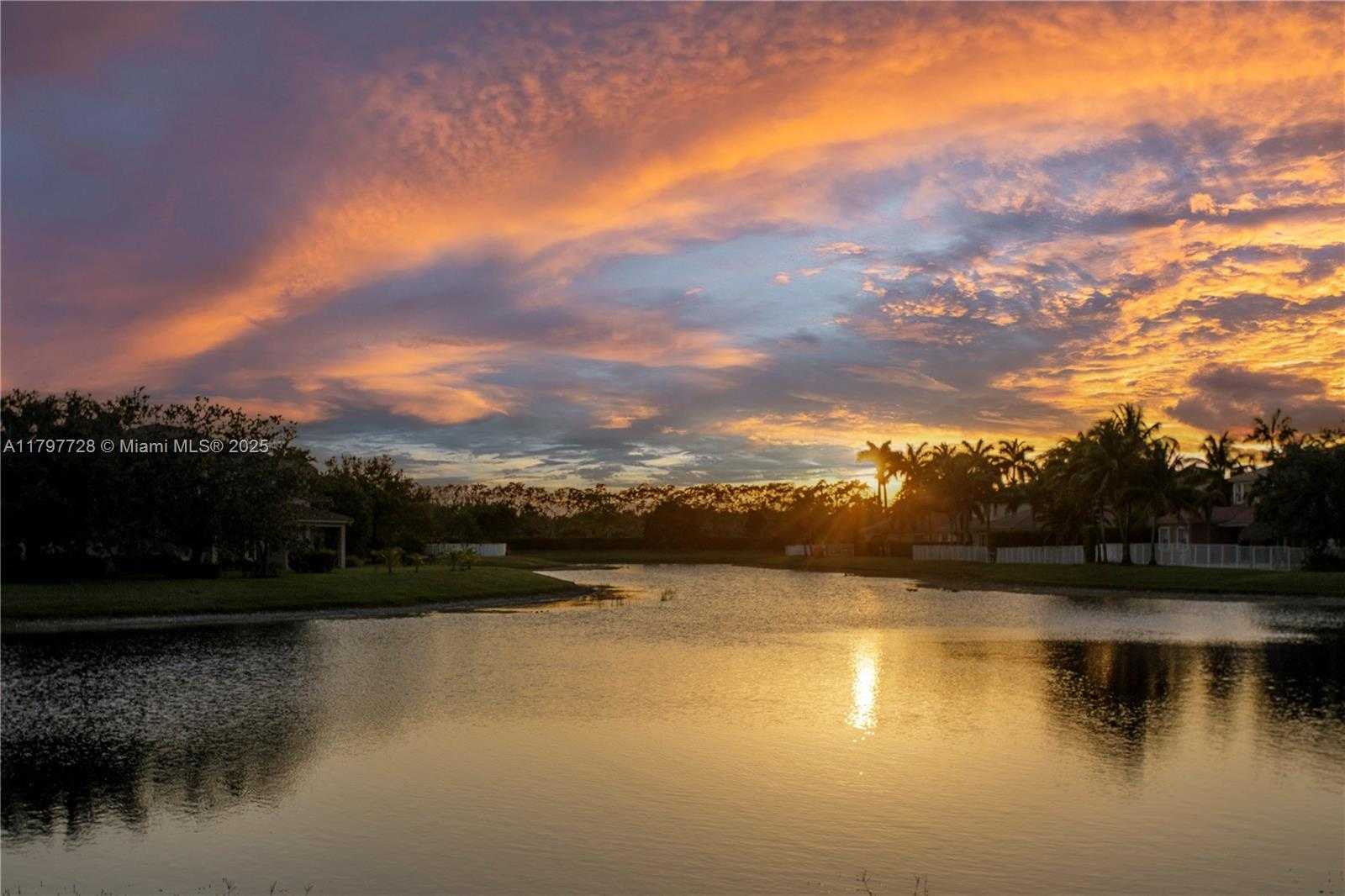 Small Image of 3837 EAST COQUINA WAY, Weston Number 47