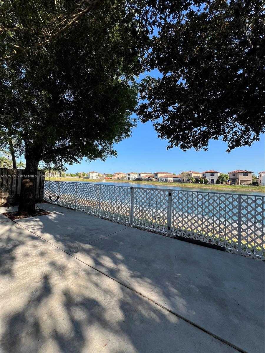 Small Image of 2442 NORTH EAST 3RD CT, Homestead Number 13