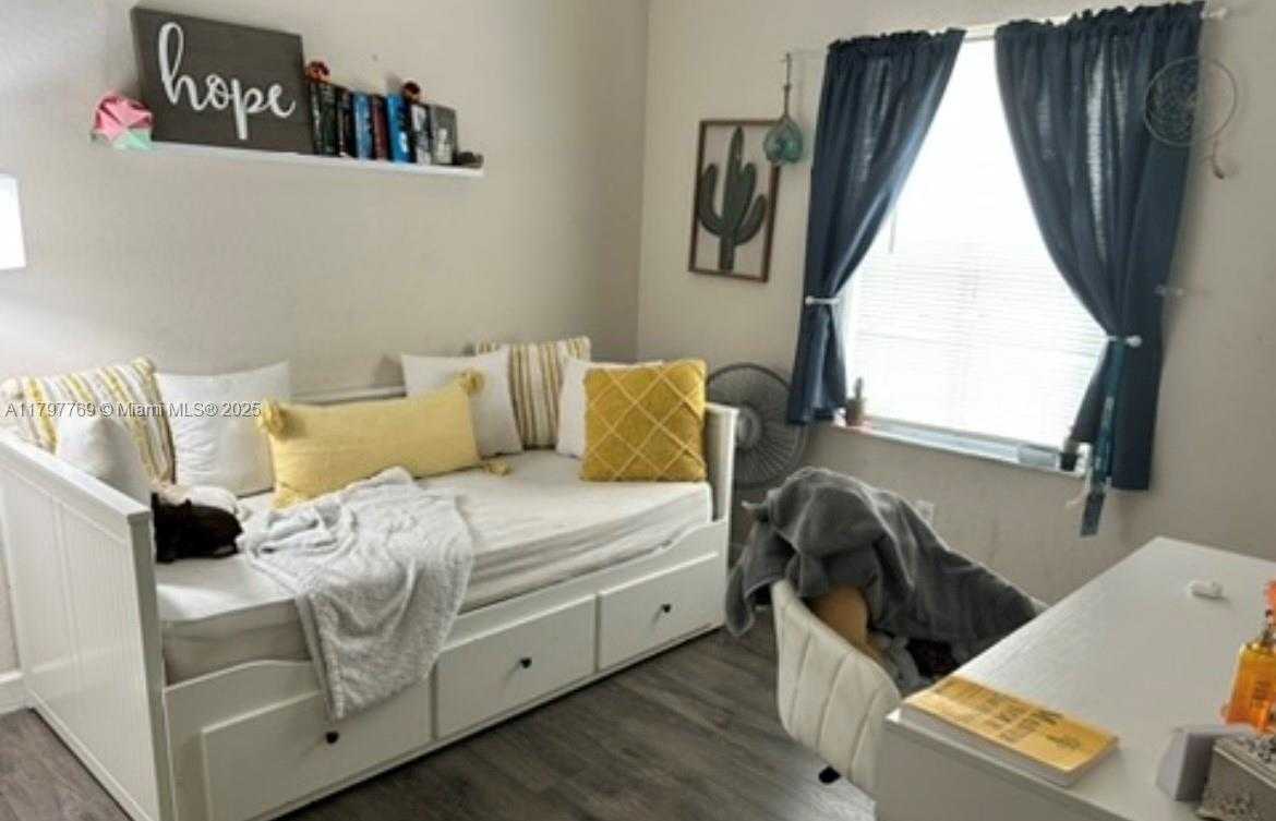 Small Image of 2442 NORTH EAST 3RD CT, Homestead Number 17