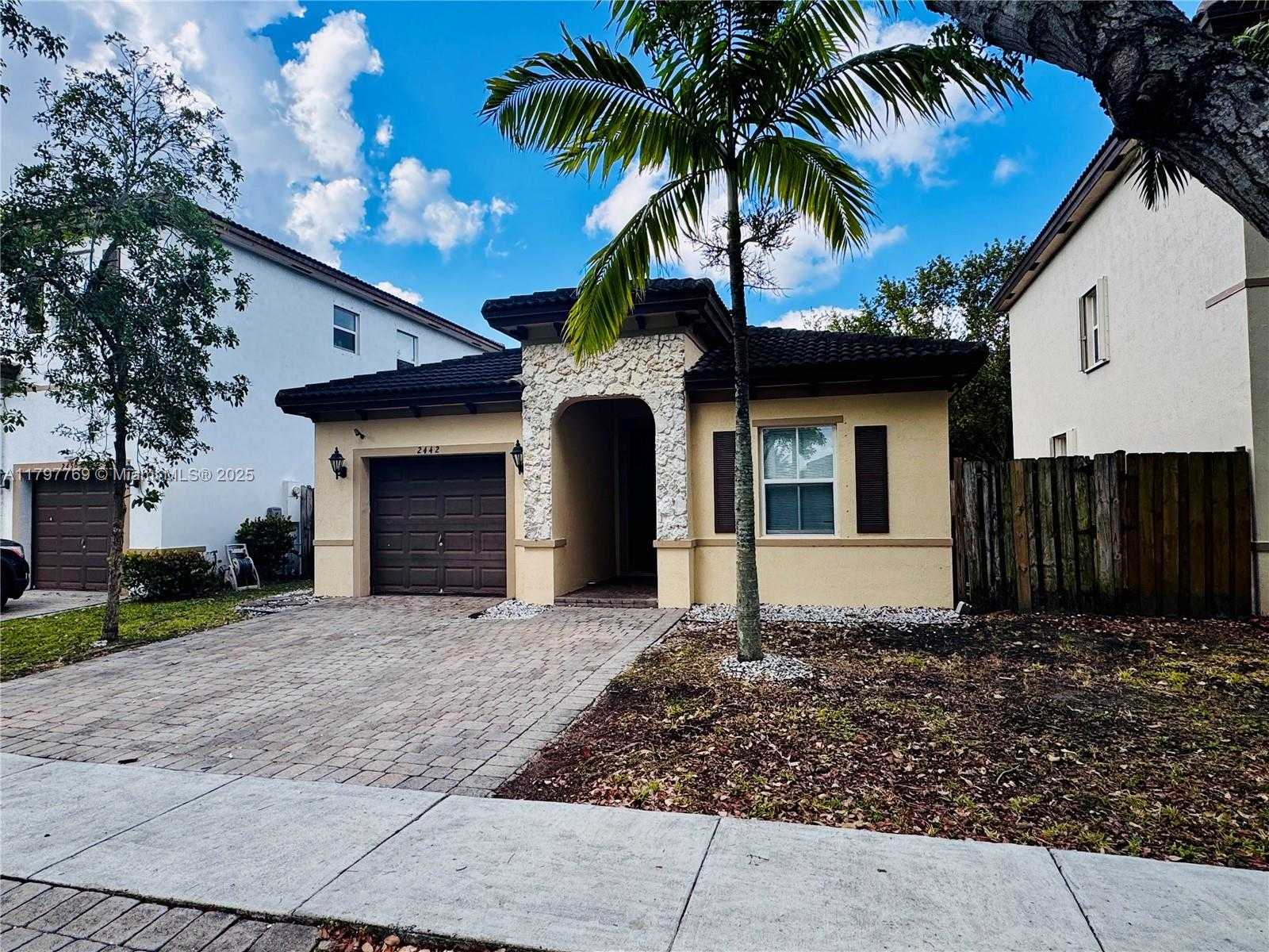 Small Image of 2442 NORTH EAST 3RD CT, Homestead Number 2