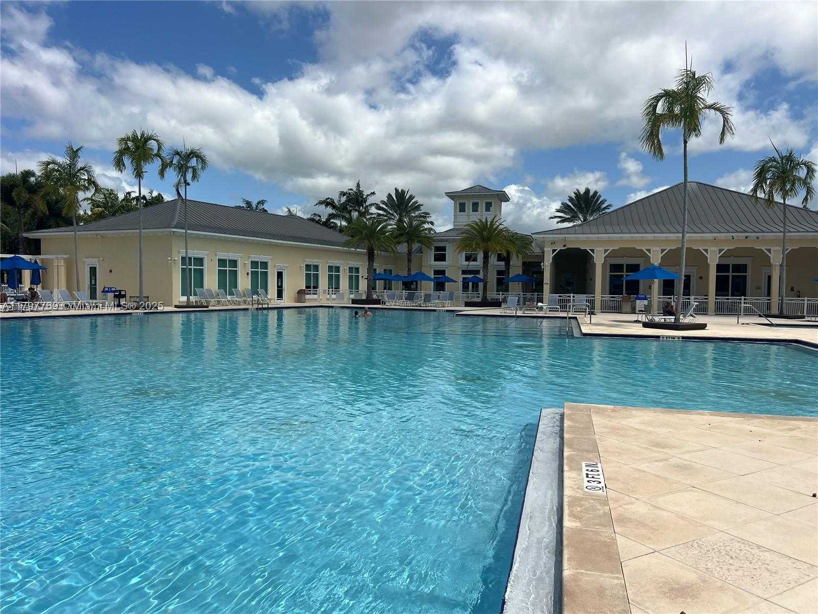 Small Image of 2442 NORTH EAST 3RD CT, Homestead Number 28