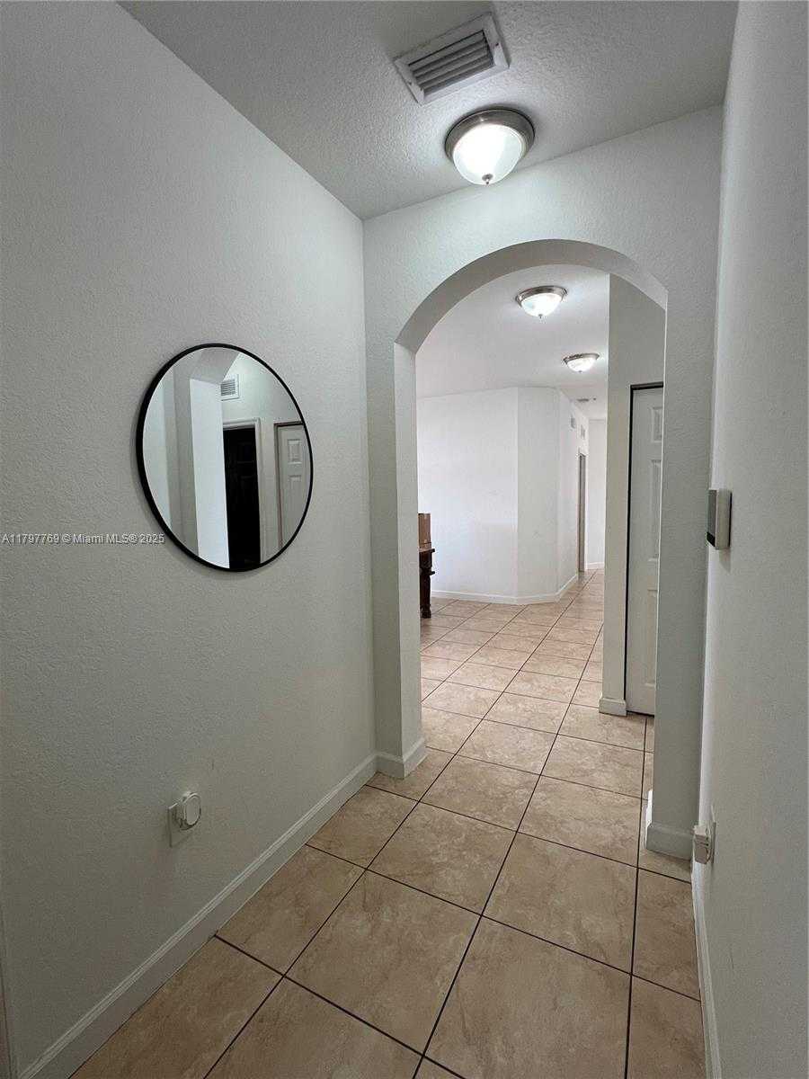 Small Image of 2442 NORTH EAST 3RD CT, Homestead Number 7