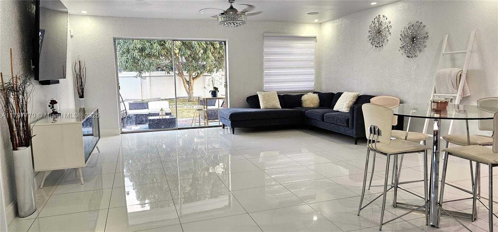 Small Image of 2230 NORTH WEST 175TH ST, Miami Gardens Number 6