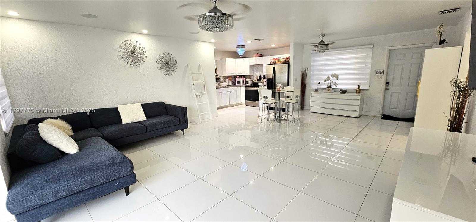 Small Image of 2230 NORTH WEST 175TH ST, Miami Gardens Number 7