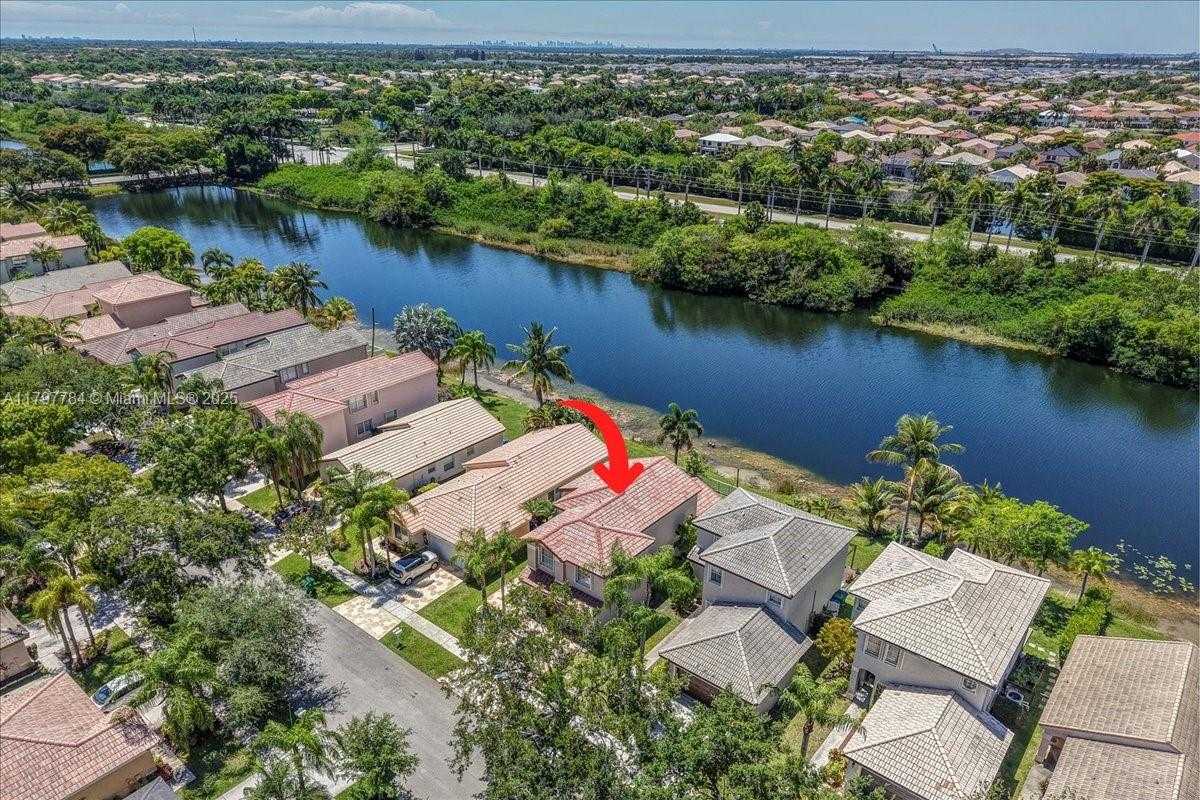 Small Image of 18018 SOUTH WEST 30TH CT, Miramar Number 33