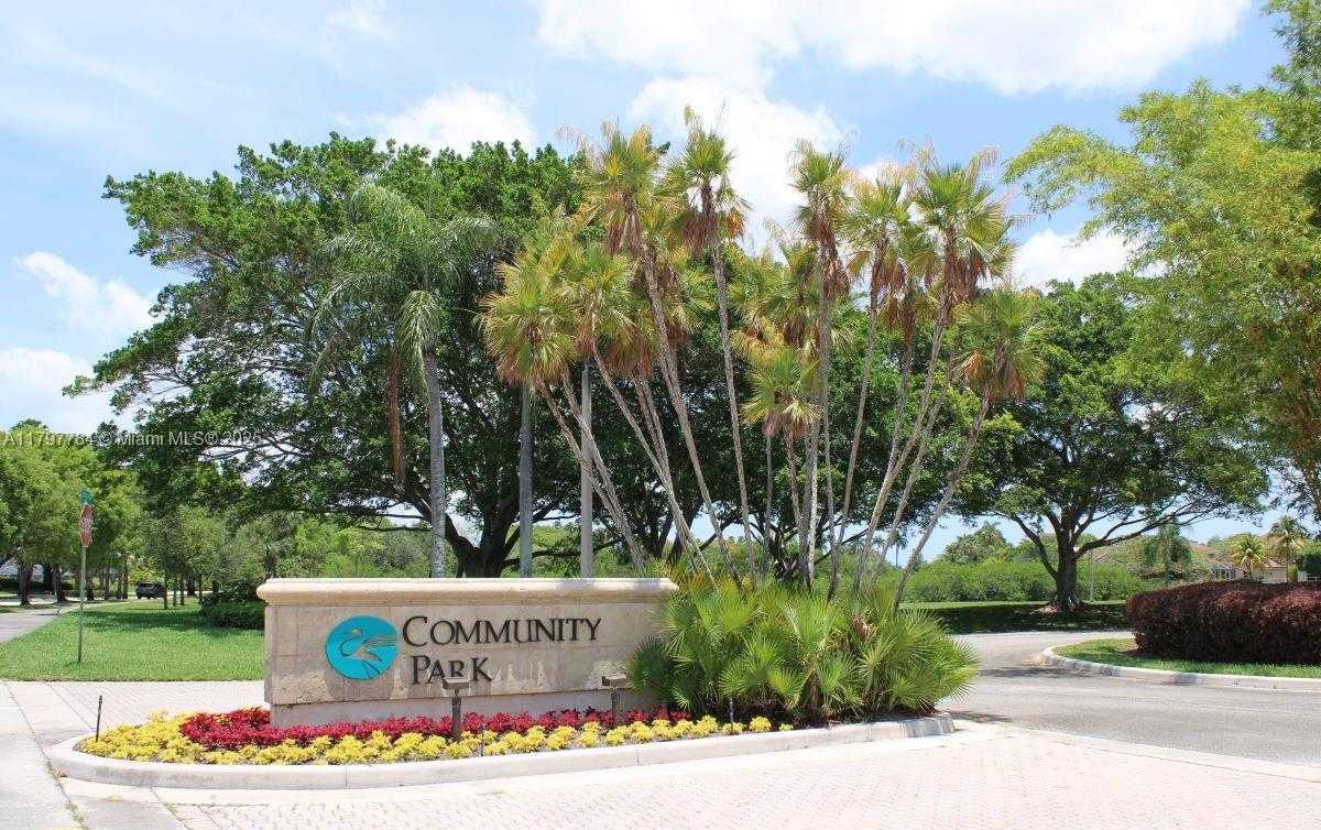 Small Image of 18018 SOUTH WEST 30TH CT, Miramar Number 43