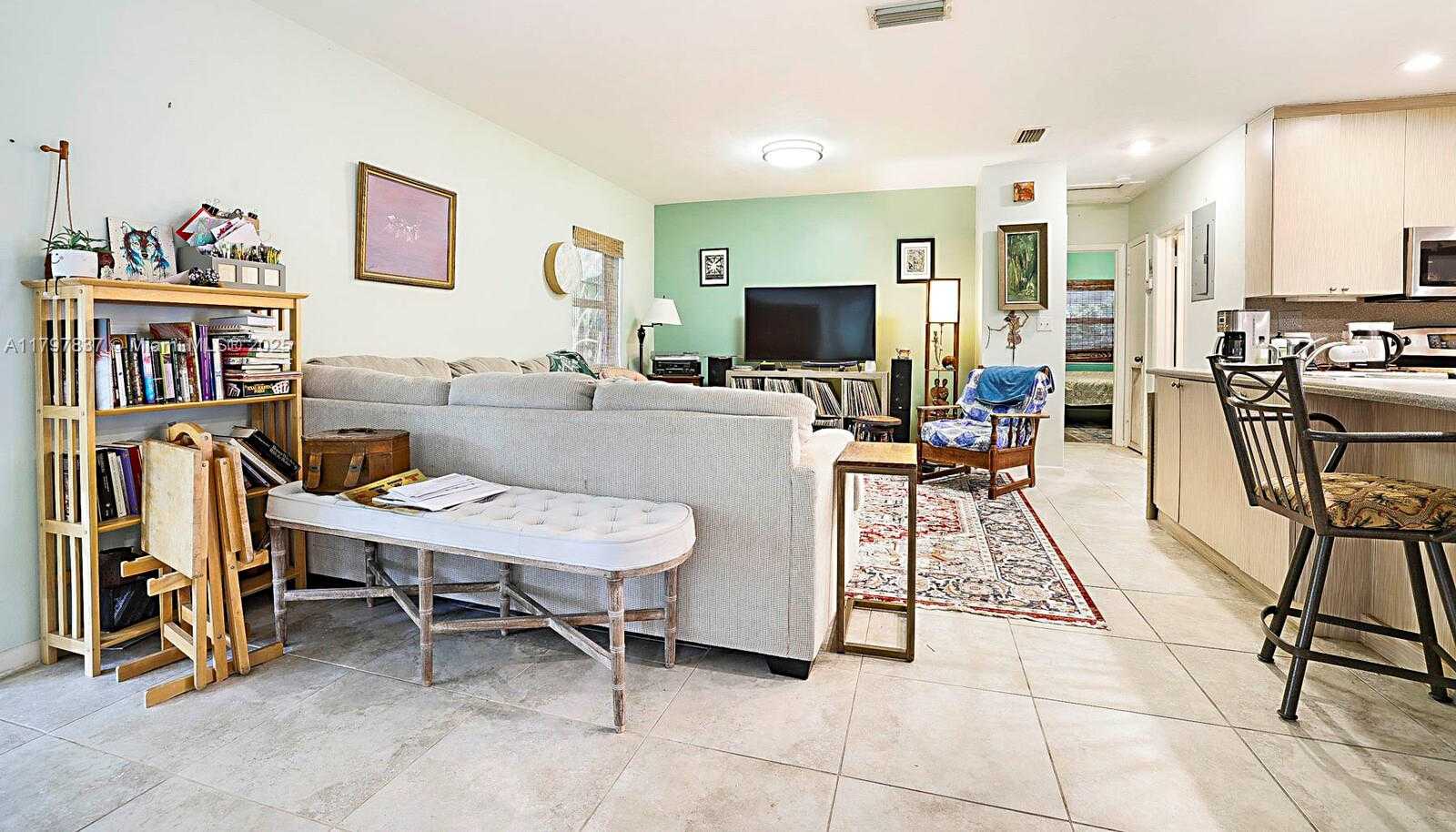 Small Image of 602 SOUTH CALOOSAHATCHEE AVE, Jupiter Number 16