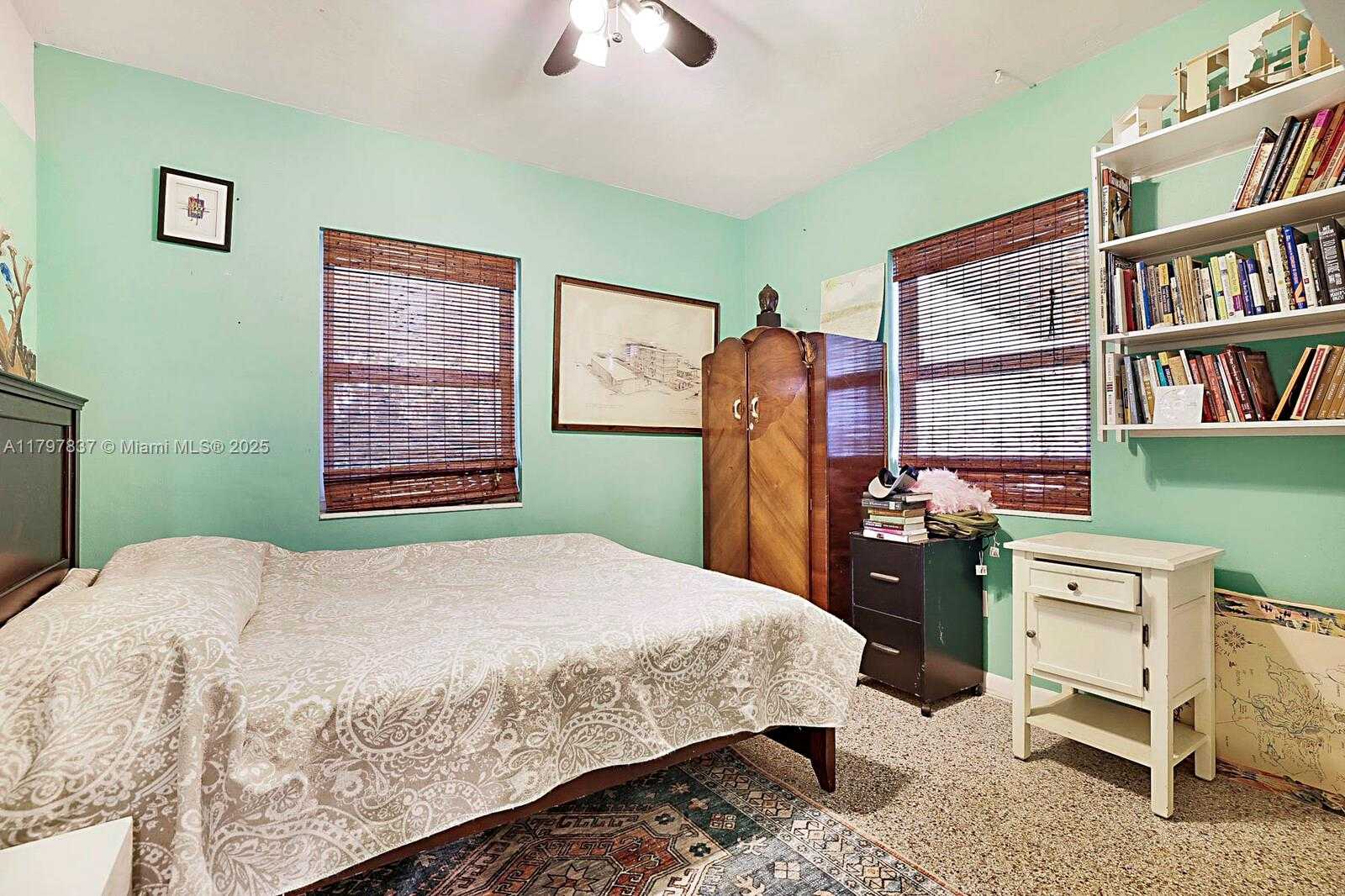Small Image of 602 SOUTH CALOOSAHATCHEE AVE, Jupiter Number 32