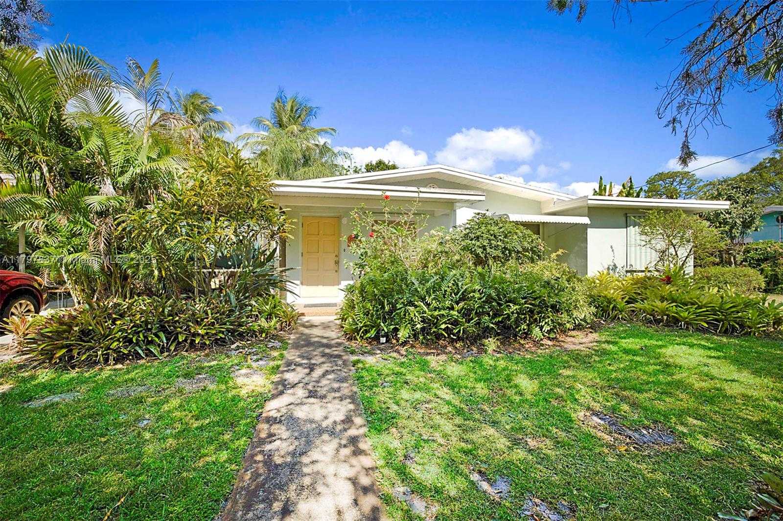 Small Image of 602 SOUTH CALOOSAHATCHEE AVE, Jupiter Number 4