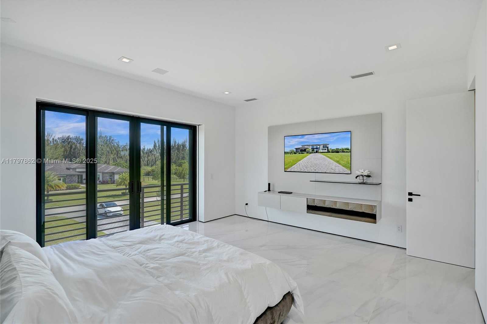 Small Image of 17811 SOUTH WEST 58TH ST, Southwest Ranches Number 25