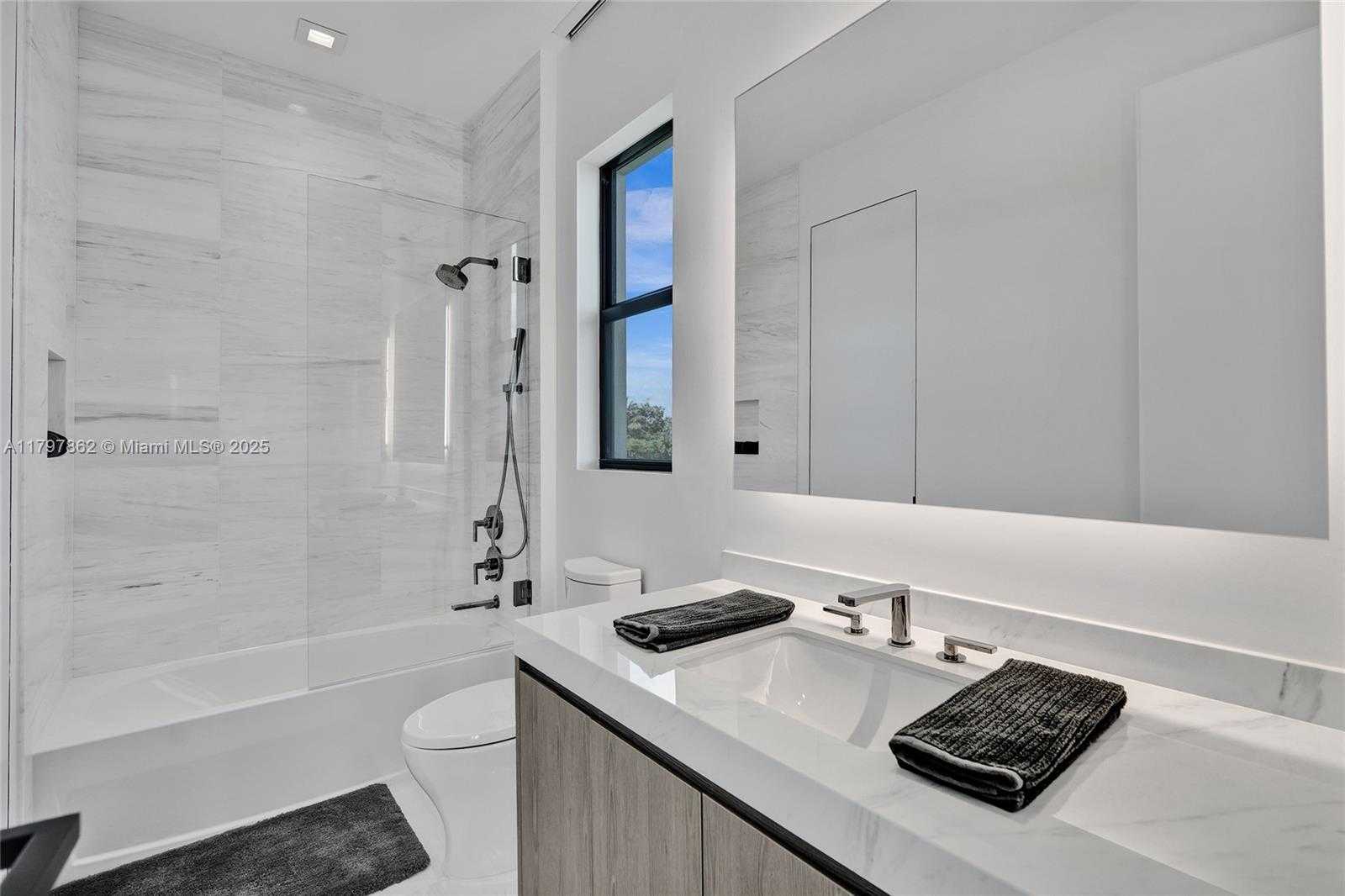 Small Image of 17811 SOUTH WEST 58TH ST, Southwest Ranches Number 26