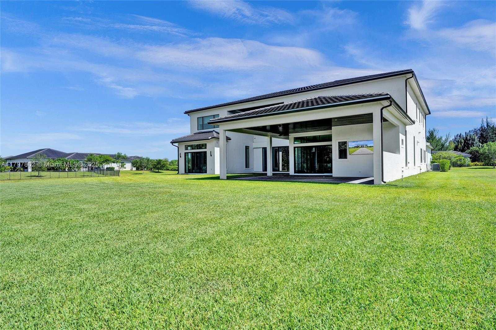Small Image of 17811 SOUTH WEST 58TH ST, Southwest Ranches Number 32