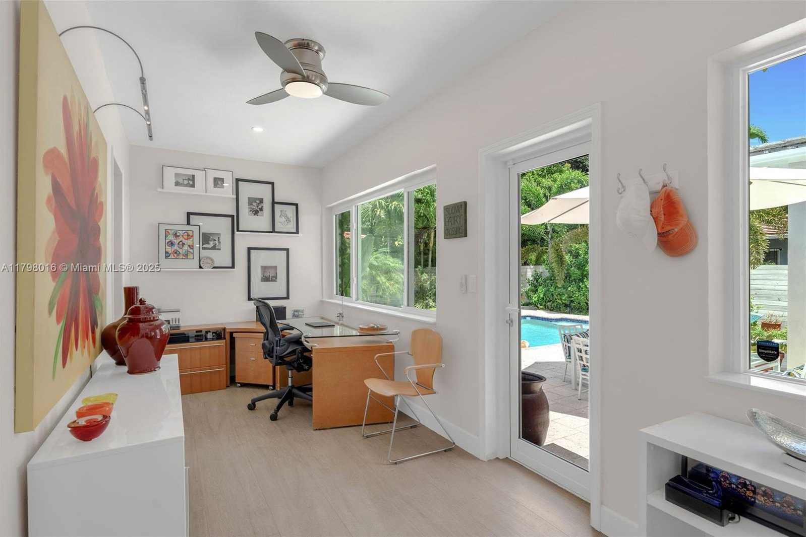Small Image of 5550 NORTH BAYSHORE DR, Miami Number 21