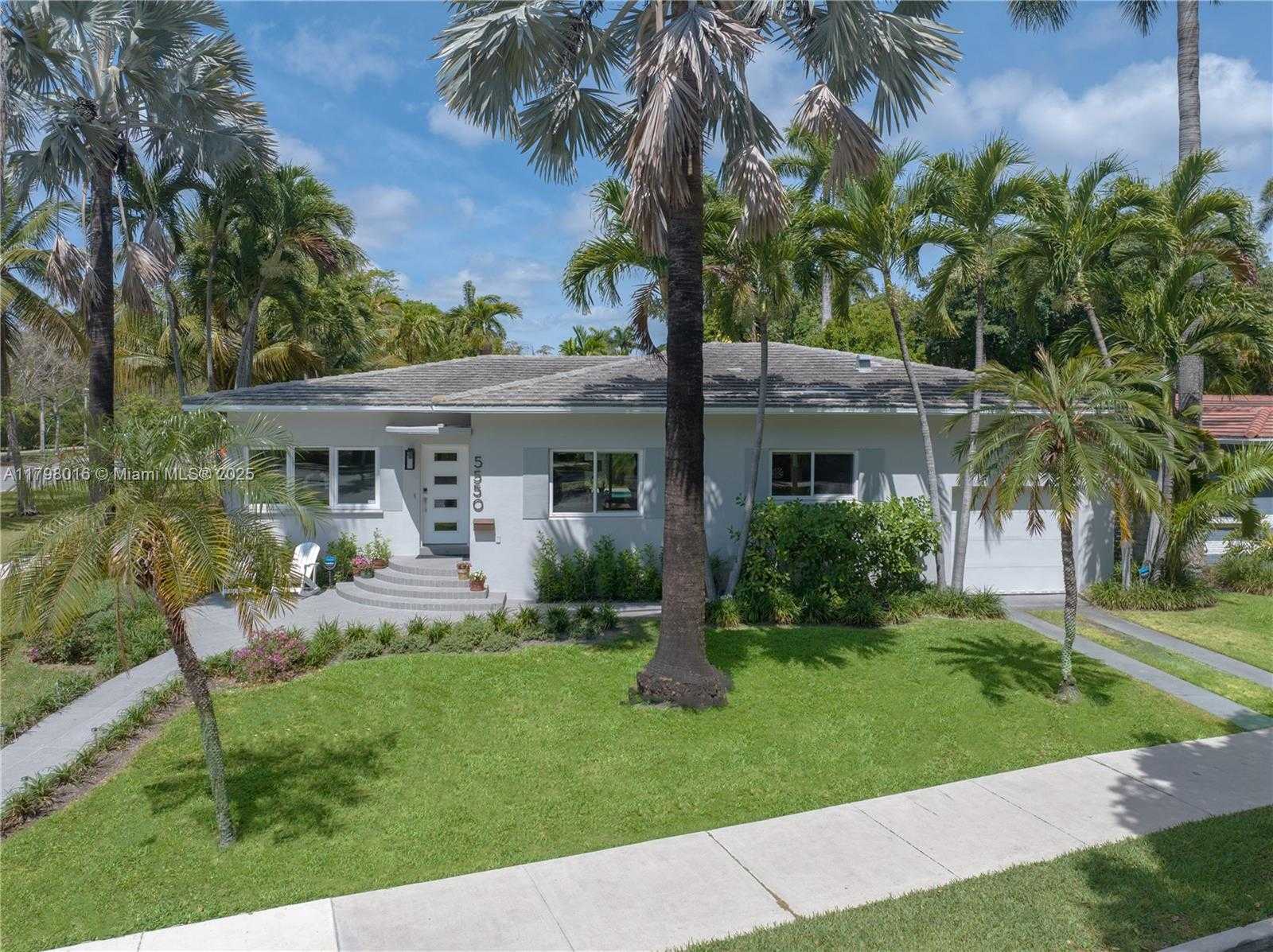 Small Image of 5550 NORTH BAYSHORE DR, Miami Number 33