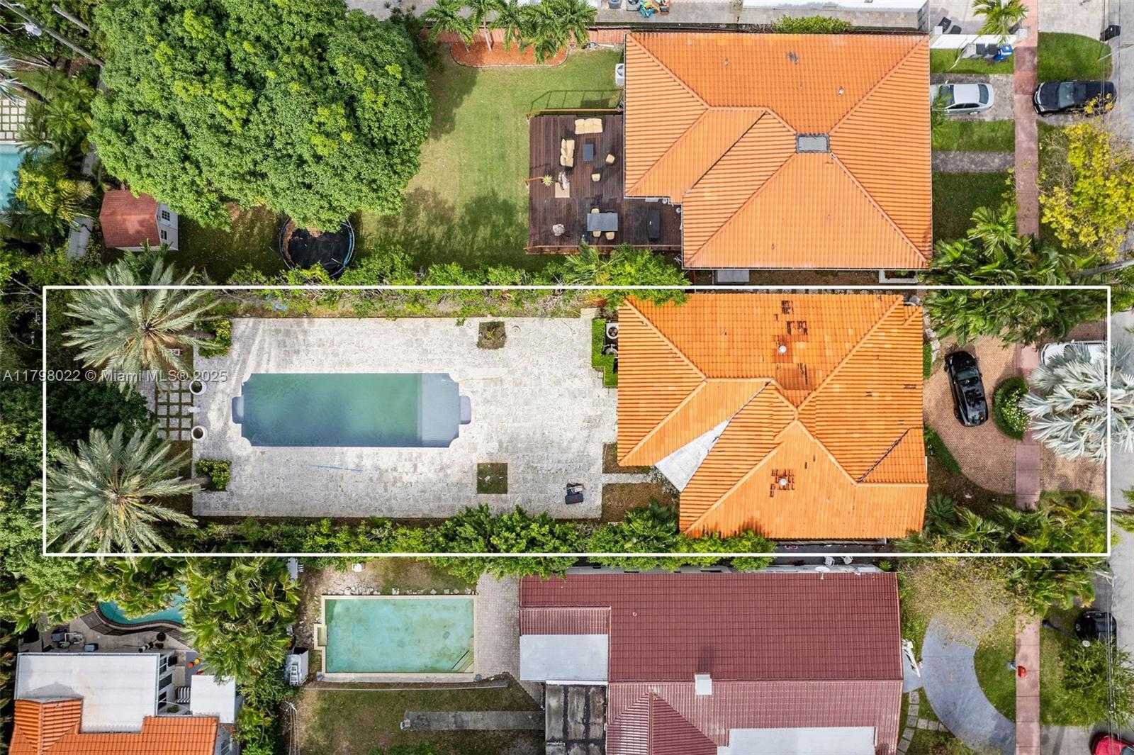 Small Image of 4316 SHERIDAN AVE, Miami Beach Number 9