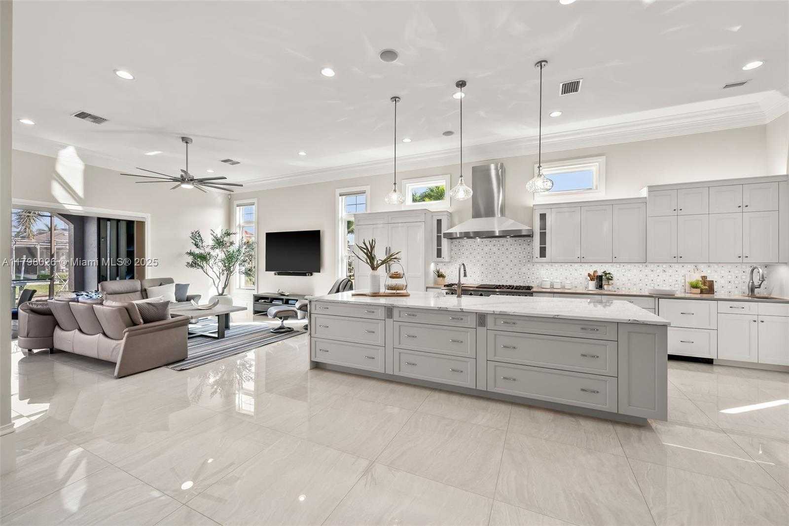 Small Image of 123 SOUTH WEST 53RD ST, Cape Coral Number 11