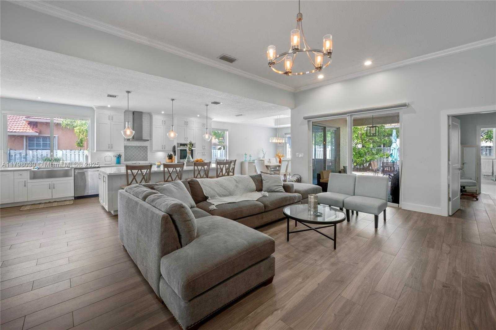 Small Image of 1199 NORTH WEST 166TH AVE, Pembroke Pines Number 17