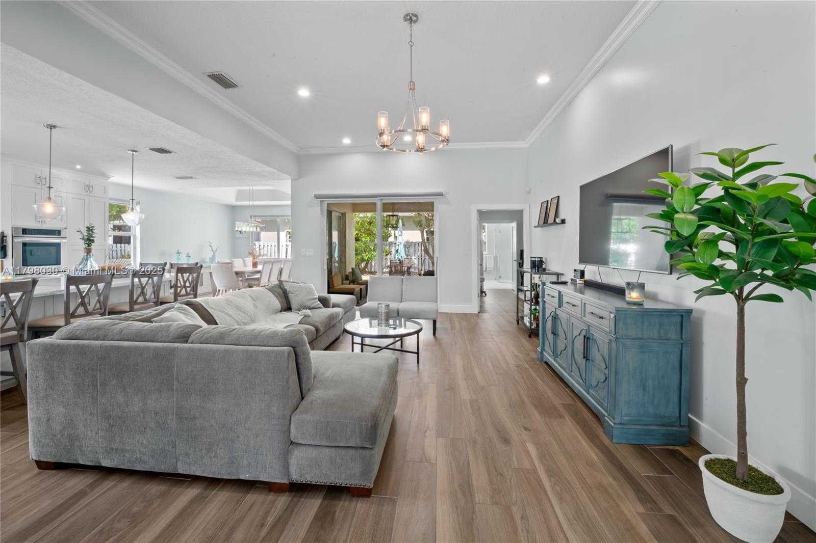 Small Image of 1199 NORTH WEST 166TH AVE, Pembroke Pines Number 22