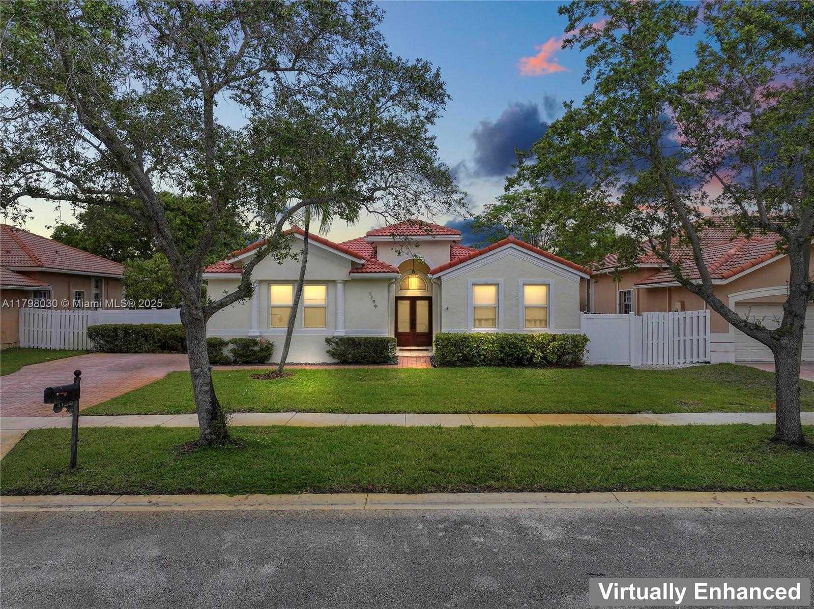 Small Image of 1199 NORTH WEST 166TH AVE, Pembroke Pines Number 3