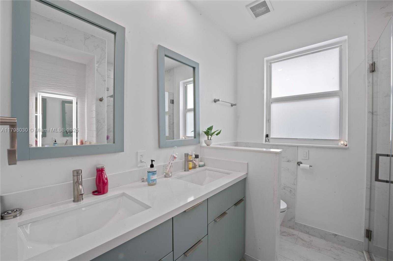 Small Image of 1199 NORTH WEST 166TH AVE, Pembroke Pines Number 37