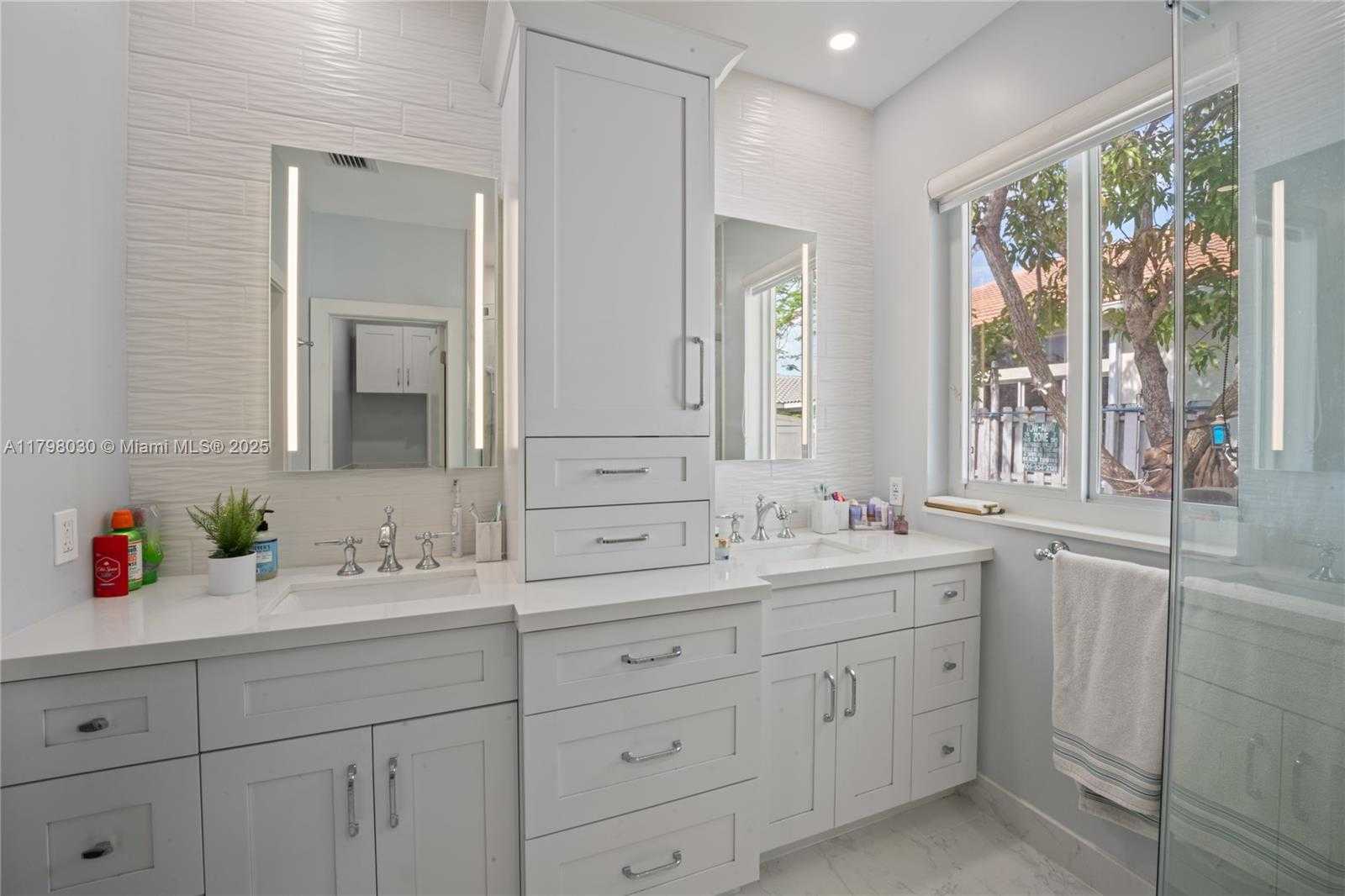 Small Image of 1199 NORTH WEST 166TH AVE, Pembroke Pines Number 40