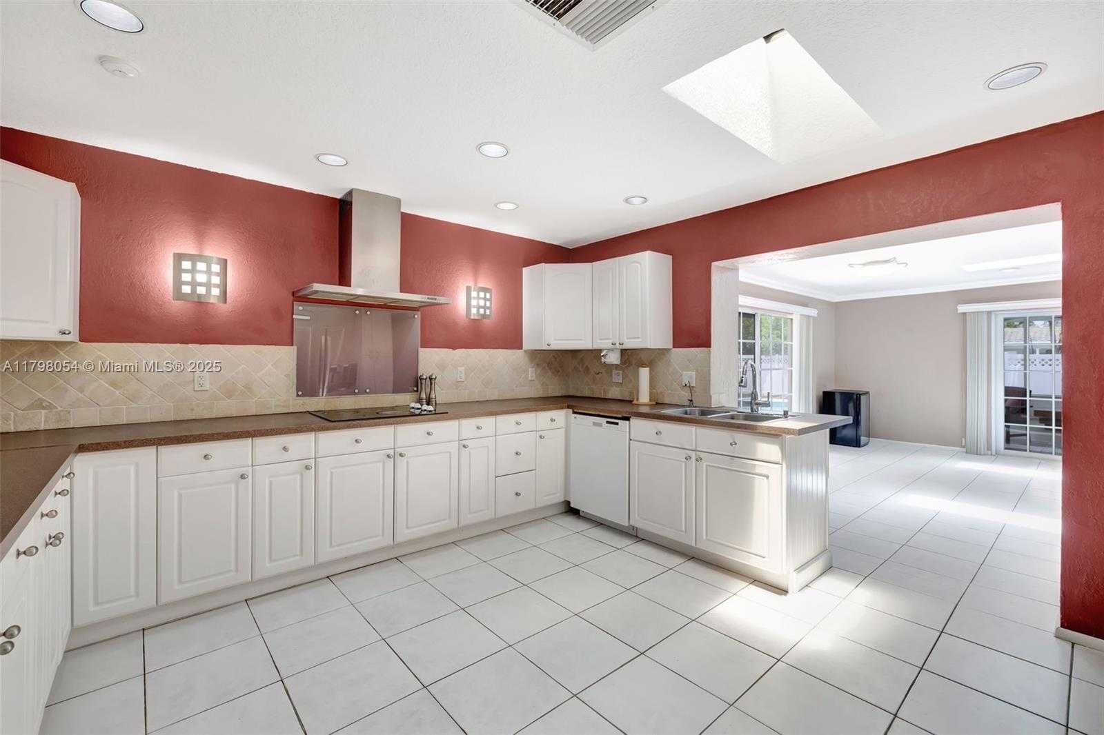 Small Image of 2730 NORTH WEST 105TH TER, Coral Springs Number 17