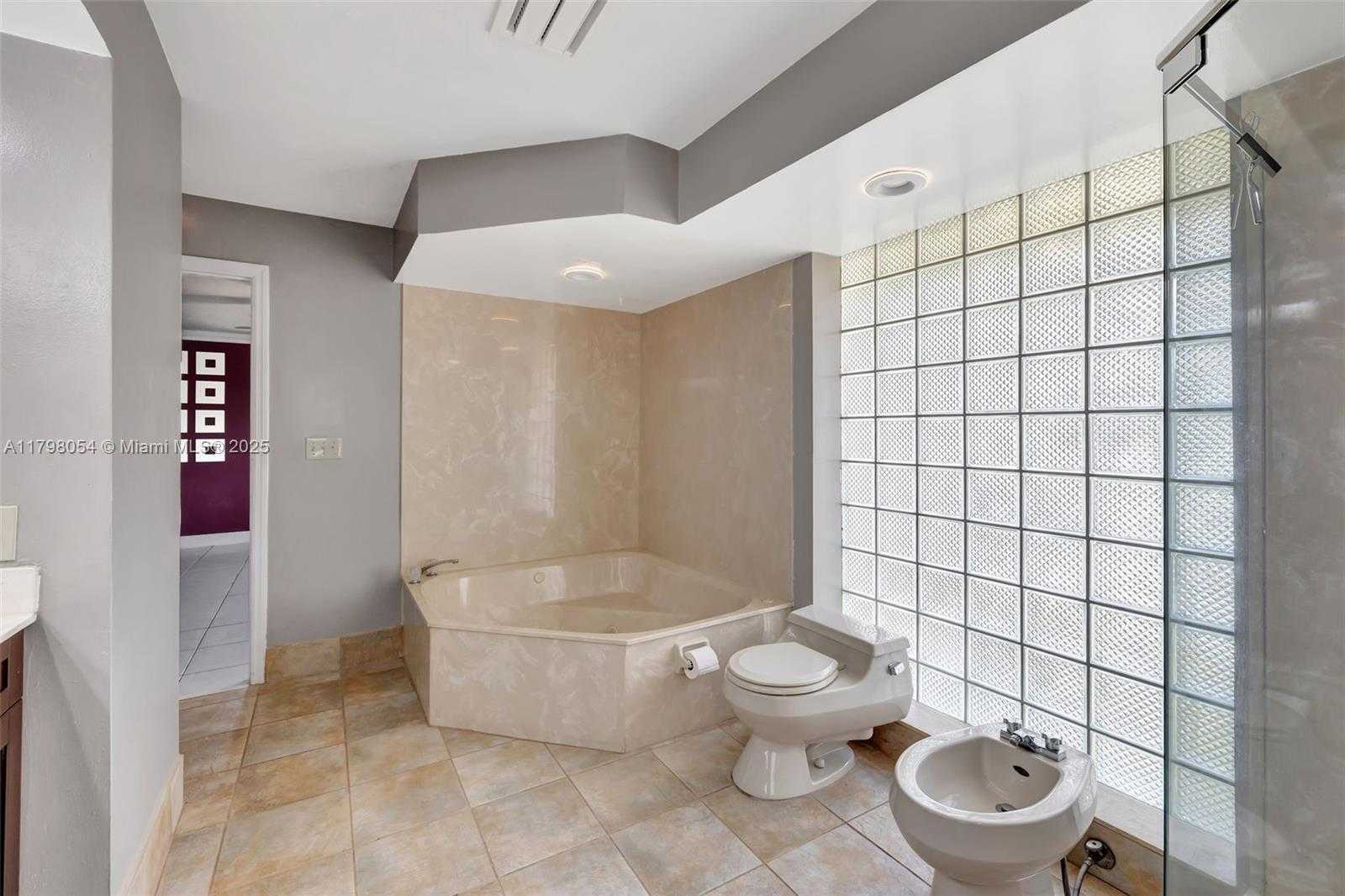 Small Image of 2730 NORTH WEST 105TH TER, Coral Springs Number 28
