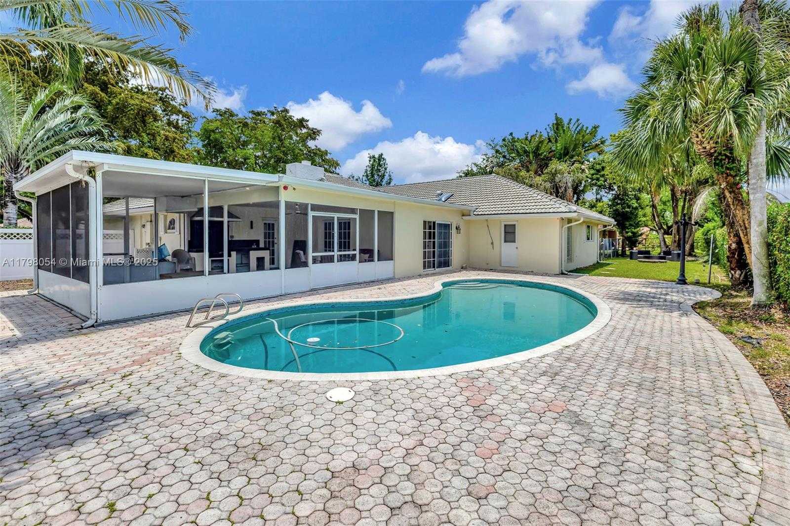 Small Image of 2730 NORTH WEST 105TH TER, Coral Springs Number 41