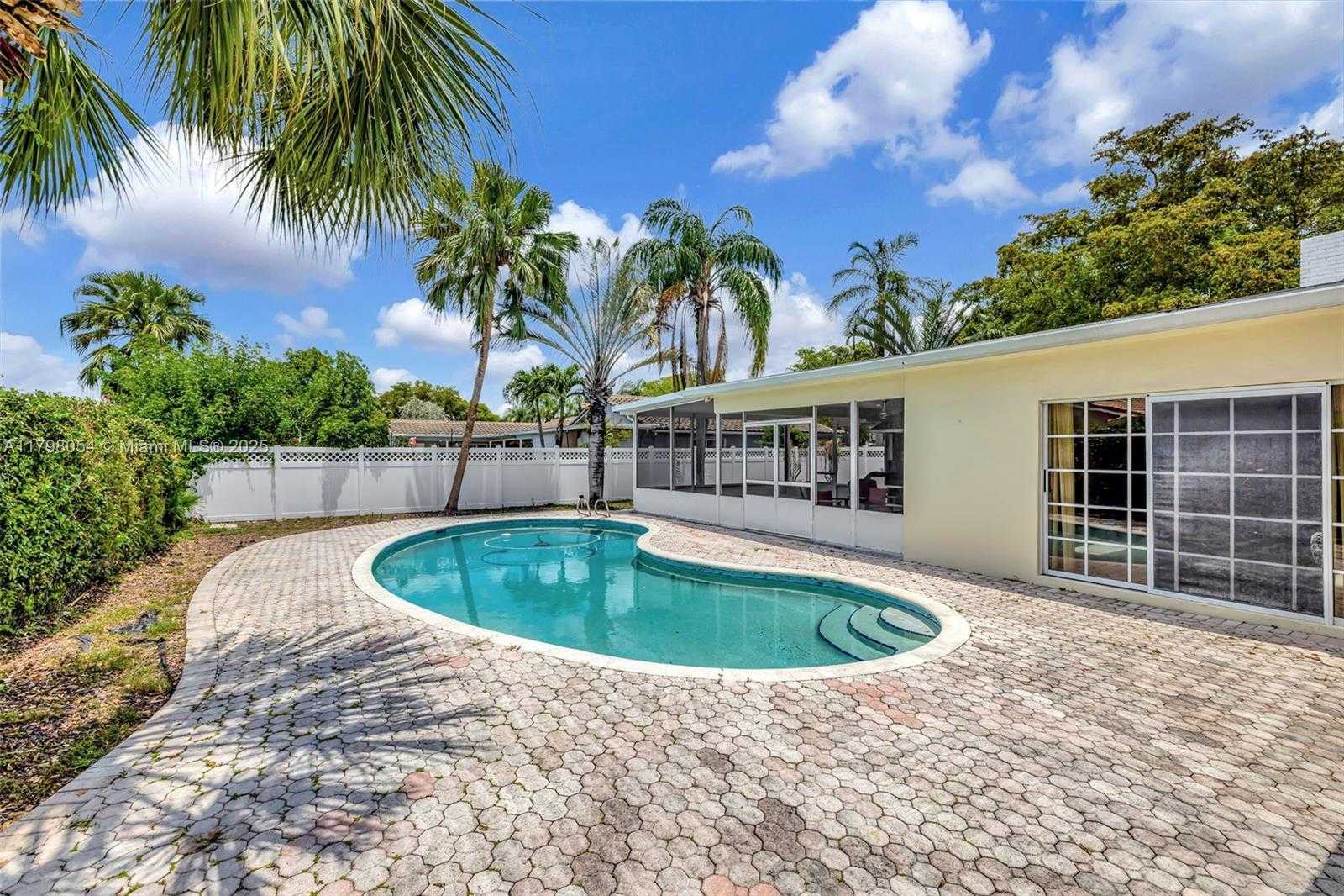 Small Image of 2730 NORTH WEST 105TH TER, Coral Springs Number 42