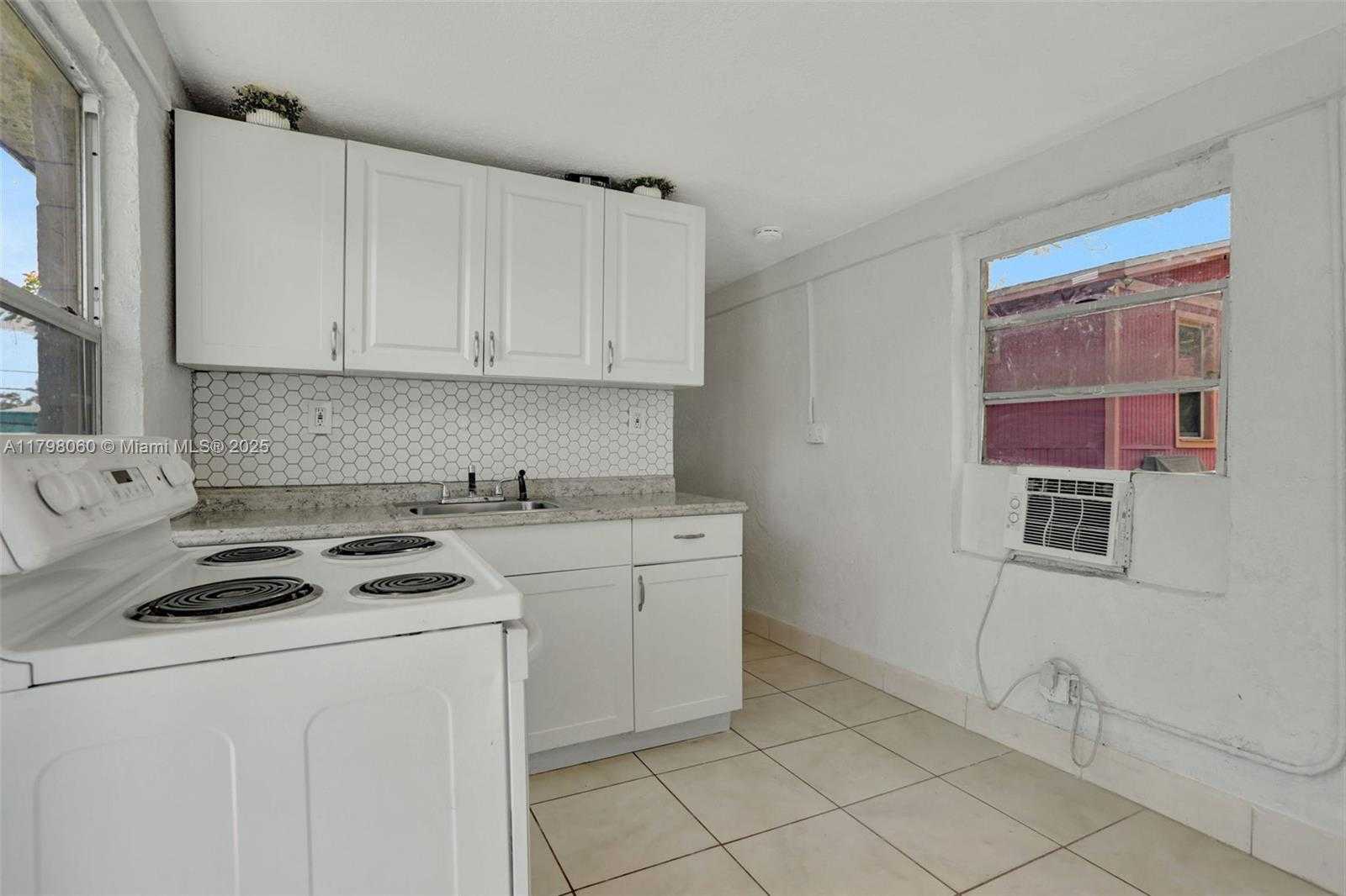 Small Image of 2701 NORTH WEST 18TH TER, Oakland Park Number 24