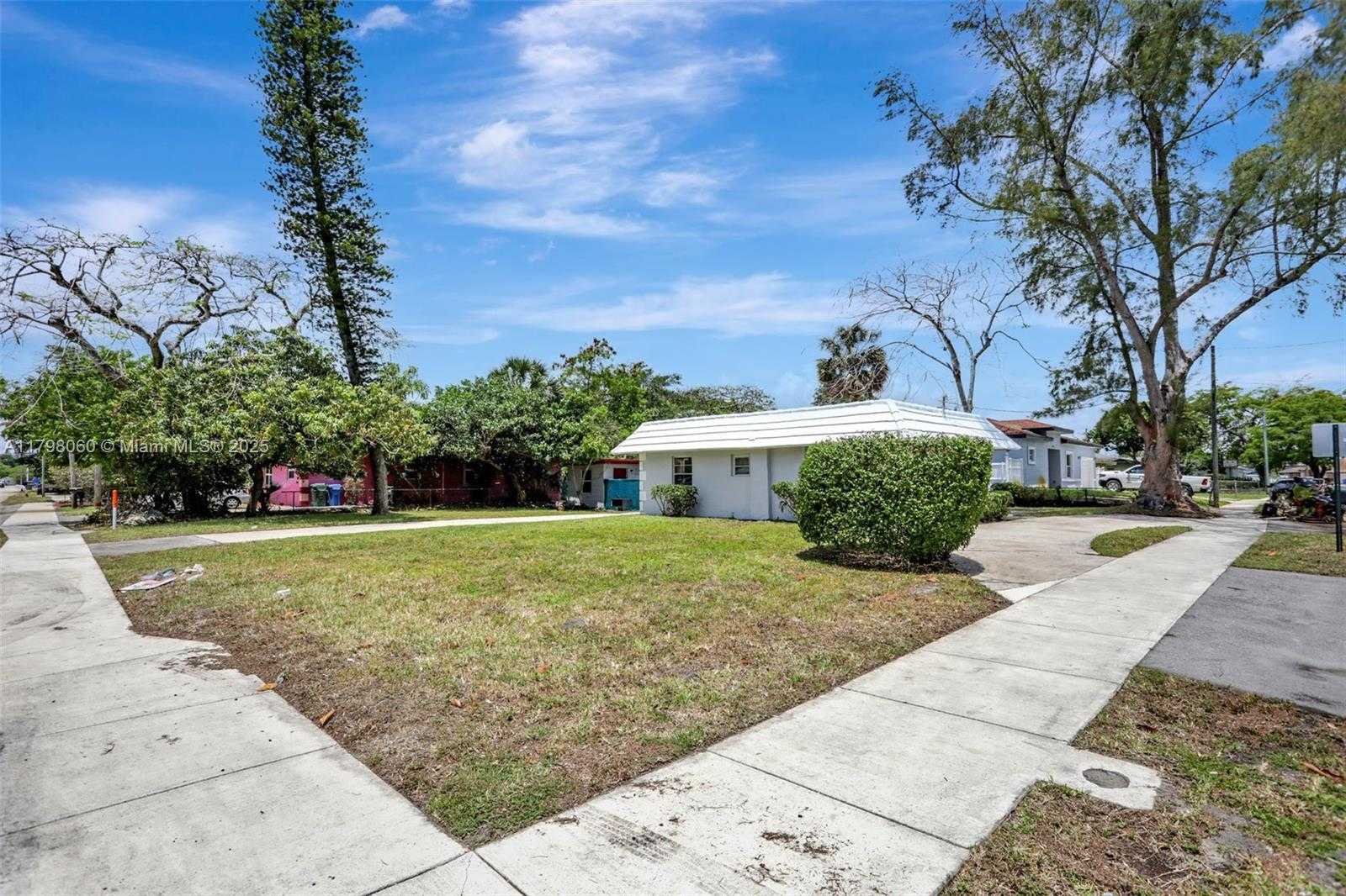 Small Image of 2701 NORTH WEST 18TH TER, Oakland Park Number 4