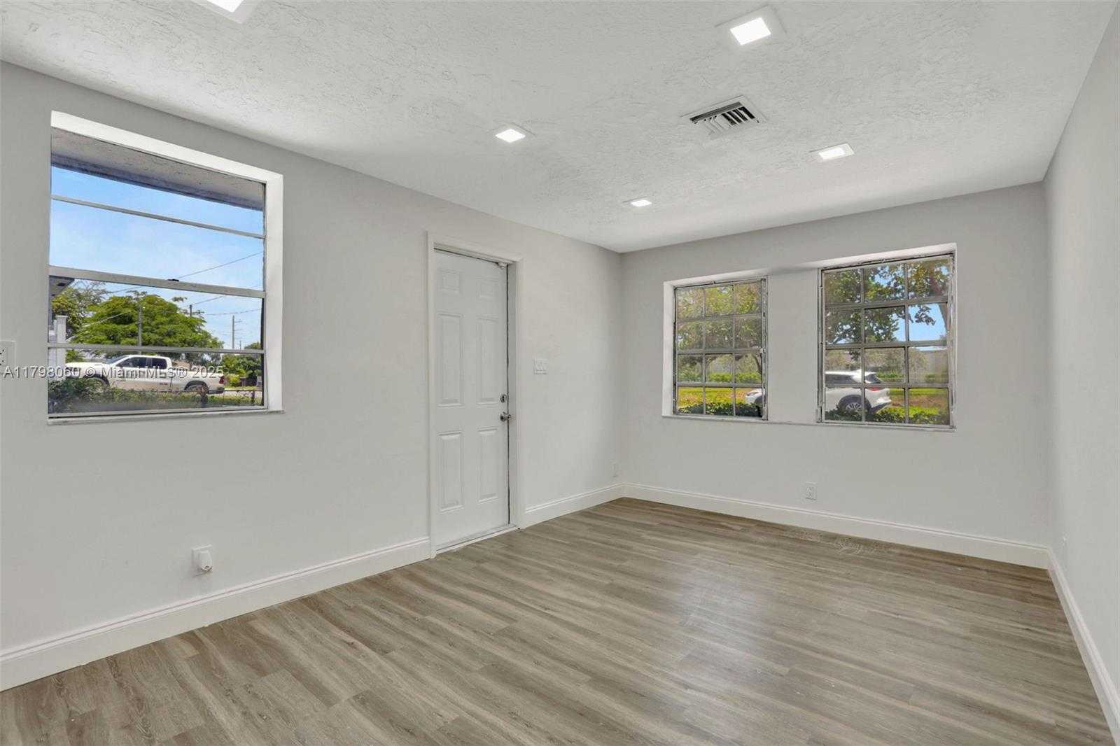 Small Image of 2701 NORTH WEST 18TH TER, Oakland Park Number 9