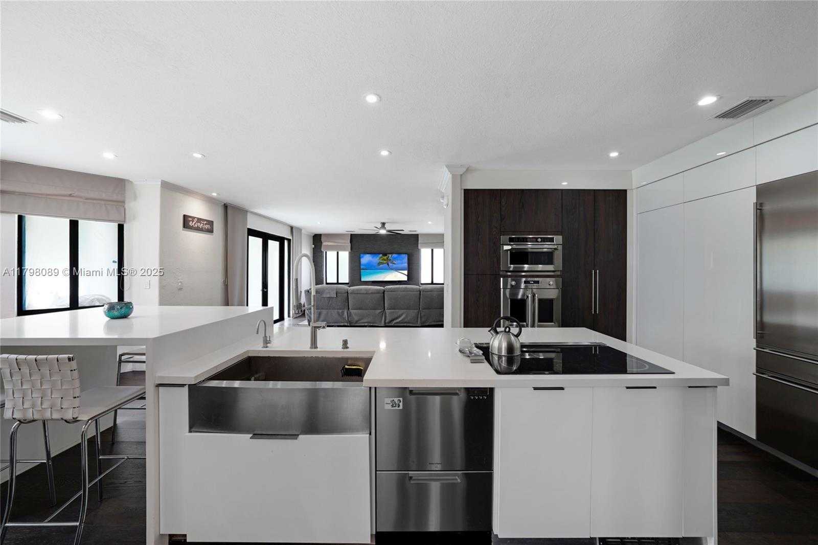 Small Image of 7567 SOUTH WEST 189TH ST, Cutler Bay Number 18
