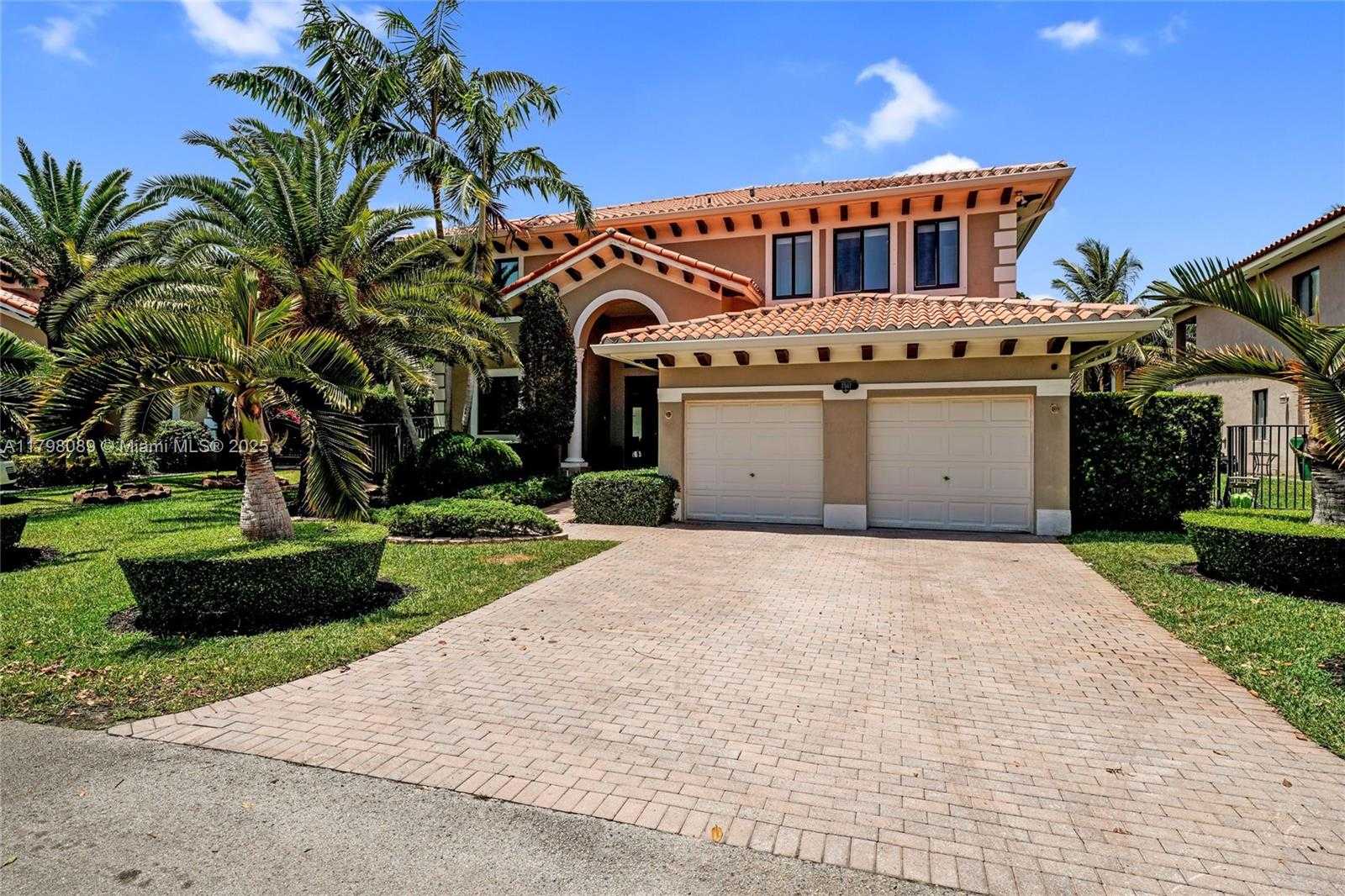 Small Image of 7567 SOUTH WEST 189TH ST, Cutler Bay Number 2