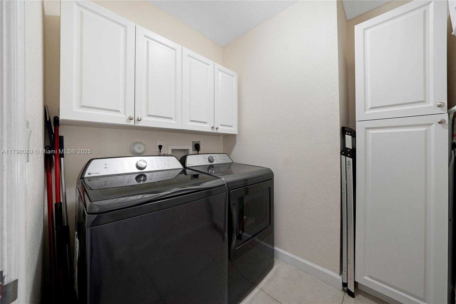Small Image of 7567 SOUTH WEST 189TH ST, Cutler Bay Number 25