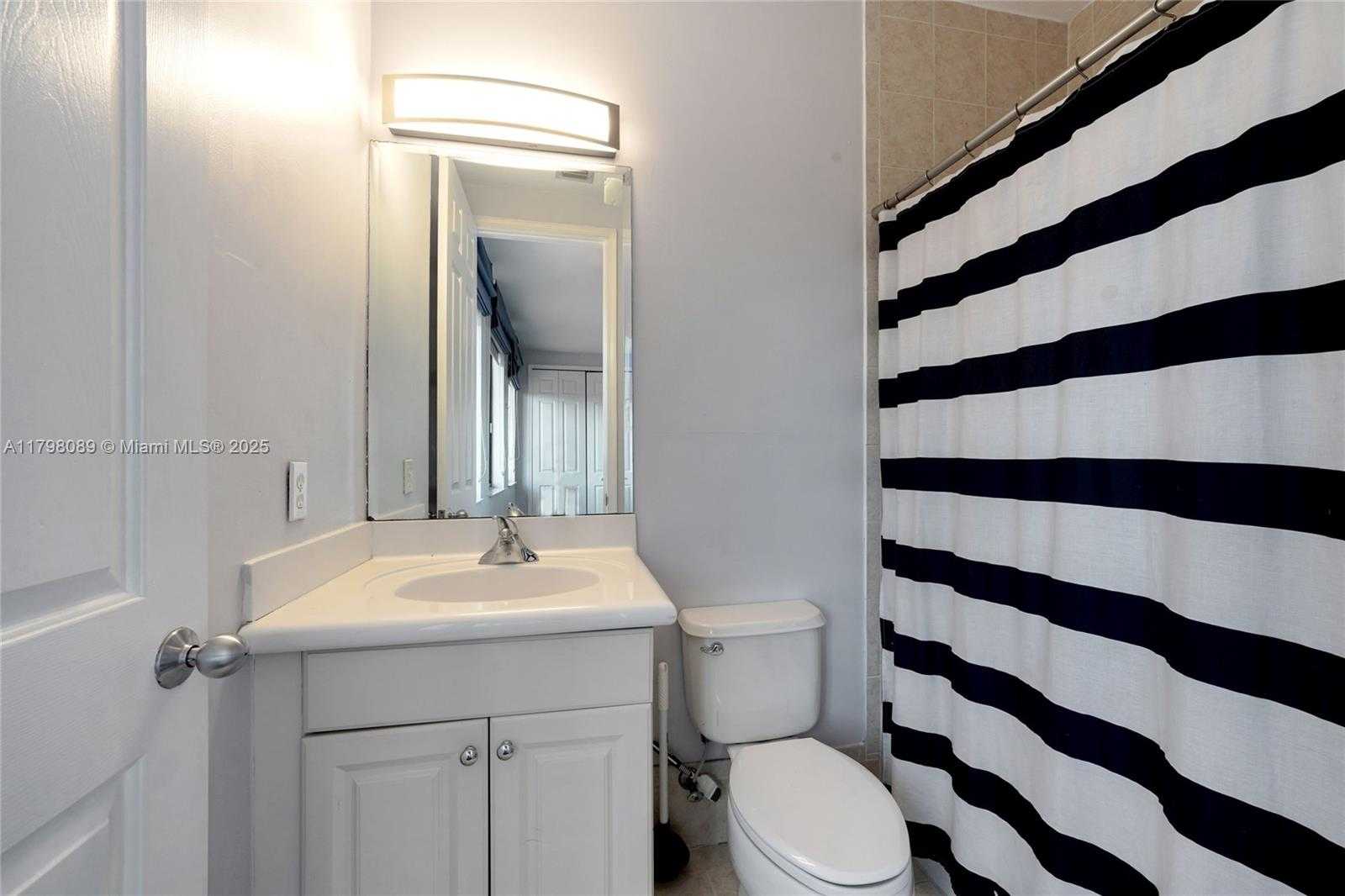 Small Image of 7567 SOUTH WEST 189TH ST, Cutler Bay Number 28