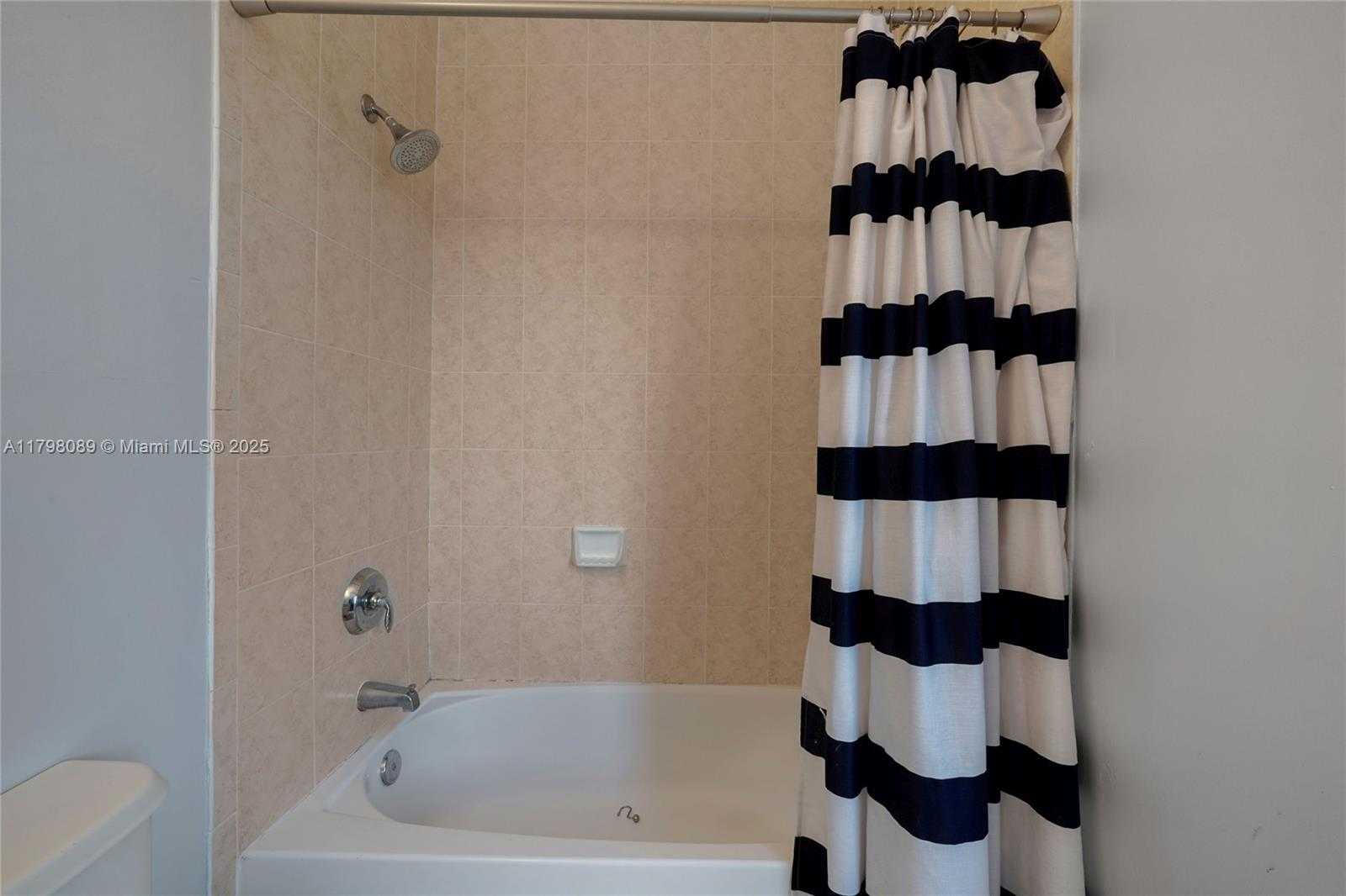 Small Image of 7567 SOUTH WEST 189TH ST, Cutler Bay Number 30