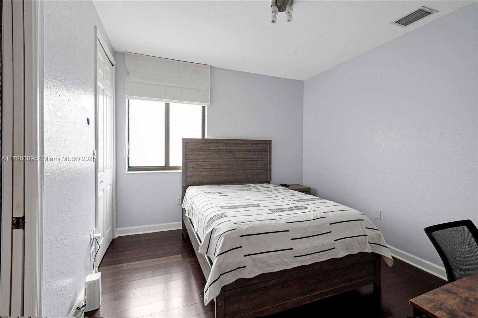 Small Image of 7567 SOUTH WEST 189TH ST, Cutler Bay Number 32