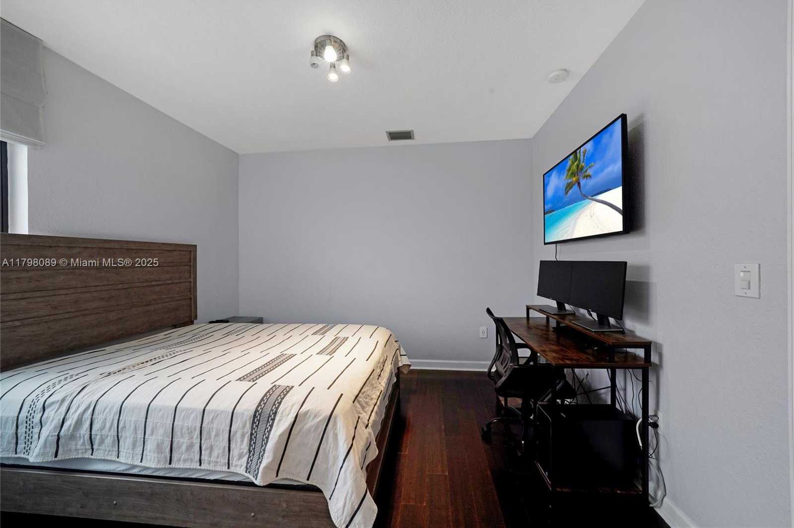 Small Image of 7567 SOUTH WEST 189TH ST, Cutler Bay Number 33
